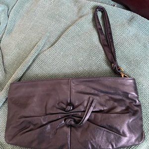 ISABELLA ANSELMI  100% LEATHER  WRISTLET